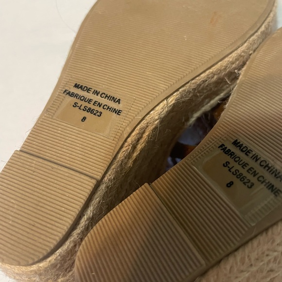 Brown wedges✨ - Picture 8 of 9